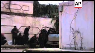 Free Syrian Army fighters battle security forces