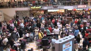 Joy to the World Christmas Food Court Flash Mob! - Must See!