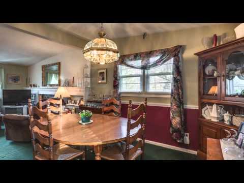 52 Russell St, Peabody MA - Michele Meadows - Tel 617-968-1884