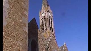 preview picture of video 'L'angélus de midi avec la 3ème cloche de Sens de Bretagne/Sen  (35) église St Sulpice'