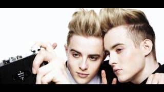 Jedward - Hold the world (FULL SONG)