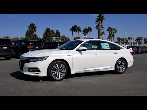 2018/2019 Honda Accord Hybrid Review. Is the Accord the most complete hybrid yet?
