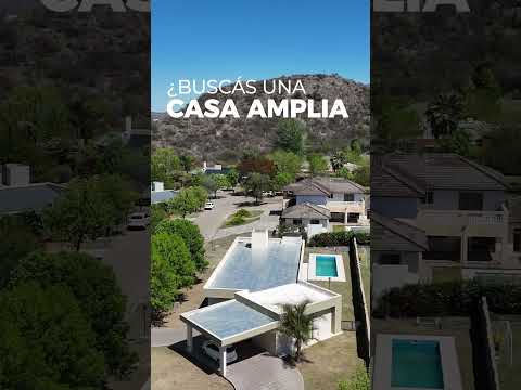 Casa en venta en Juana Koslay | Barrio Cerrado Santa Isabel | Piscina y quincho