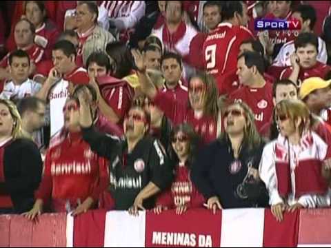 MENINAS DA MURETA Libertadores 2011 Inter 2 x 0 Emelec 19-04-2011 Parte 2.wmv