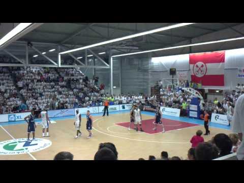 ZZ Leiden finale 29-05-2011 (2).MP4