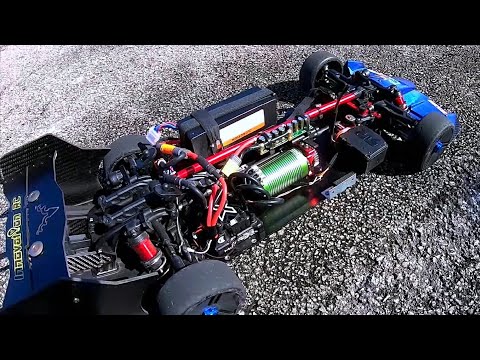 8s 1717 Sensored vs SensorLESS Big Block Limitless