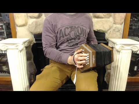 How to Play 20 Button Anglo Concertina - Lesson 1 Major and Minor Scales - The Wellerman Verse