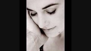 Sinead O'Connor - Gloomy Sunday