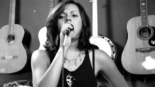 The Donnas: &quot;Wasted&quot; (Live Groupee Session)