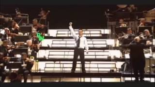 A MI MANERA- ROBBIE WILLIAMS-LIVE. SUBTITULOS ESPAÑOL.