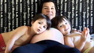 Matthew Herbert (feat. Ellie Goulding) - A Day At a Time