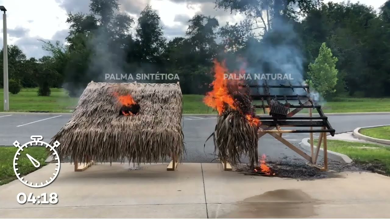 Synthetic vs Natural Thatch Fire Performance Spanish3