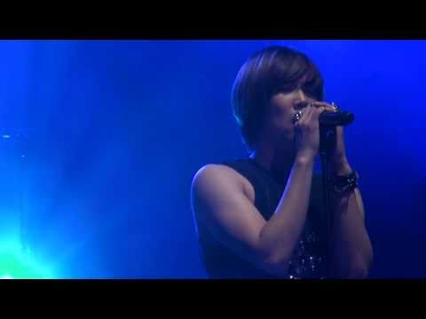 2010 11 27 FTIsland Beautiful Journey Concert - Calluses Being Stuck (굳은살이 박혀 버려)