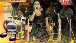 Shreya Ghoshal singing &quot;Hum to aise hai bhaiyya&quot; at Banga Sammelan