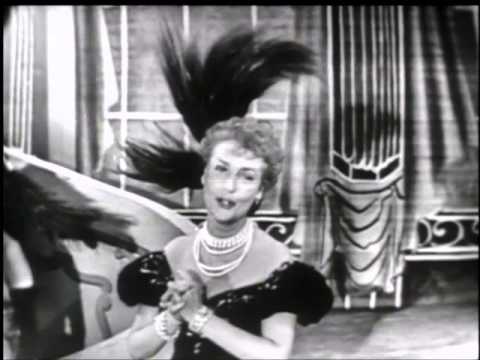 Jeanette MacDonald - Selections from The Merry Widow