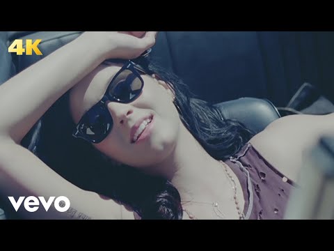 Katy Perry - Teenage Dream (Official Music Video) thumnail