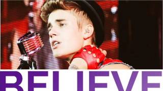 Justin Bieber :Believe Tour : Chile - She Don´t Like The Lights (Audio)