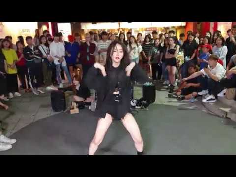 《ChungHa_GottaGo》 20190831 205618 #CLOCK(클락) #방서영(Sally) 청하#벌써12시 홍대버스킹 #SnowHorse