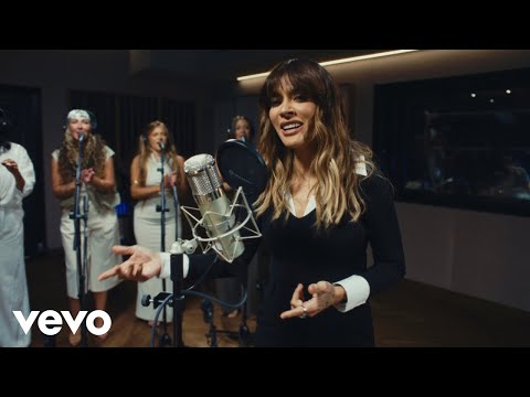 Kany García, La Húngara, Marina Carmona, Lucía Fernanda - A La Niña Que Fui