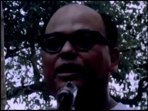 মহান মুক্তিযুদ্ধের শুরুতে ১৯৭১ সালের ১৭ এপ্রিল মেহেরপুরের আম্রকাননে (মুজিবনগরে) গণপ্রজাতন্ত্রী বাংলাদেশের প্রথম সরকারকে আনুষ্ঠানিক শপথ গ্রহণকালে আনসার প্লাটুন কমান্ডার ইয়াদ আলীর সাথে ১২ জন বীর আনসার সদস্য ‘গার্ড অব অনার’ প্রদান করেন।