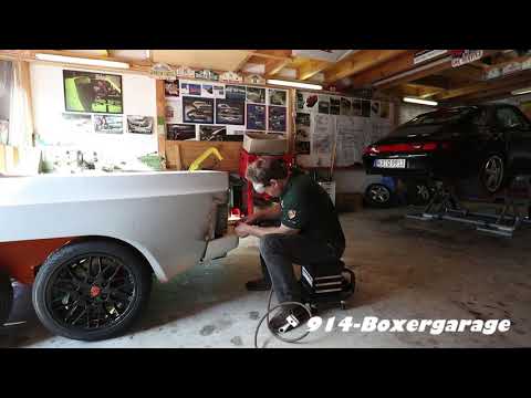 download lagu mp3 mp4 Boxergarage, download lagu Boxergarage gratis, unduh video klip Boxergarage