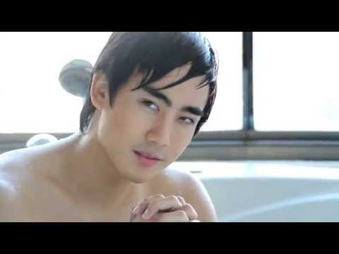 นักร้องถ่ายแบบ