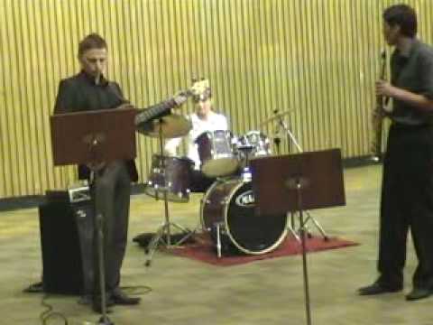 Paulina Pszczolkowska Autumn leaves