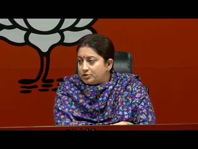 Sohrabuddin encounter case: Smriti Irani attacks Sonia Gandhi, says clear proof of political conspiracy by Congress to destroy Amit Shah Sohrabuddin encounter case: Smriti Irani attacks Sonia Gandhi, says clear proof of political conspiracy by Congress to destroy Amit Shah