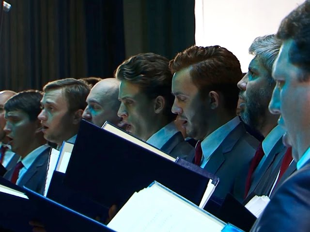 Хор Сретенского монастыря исполнил песни военных лет