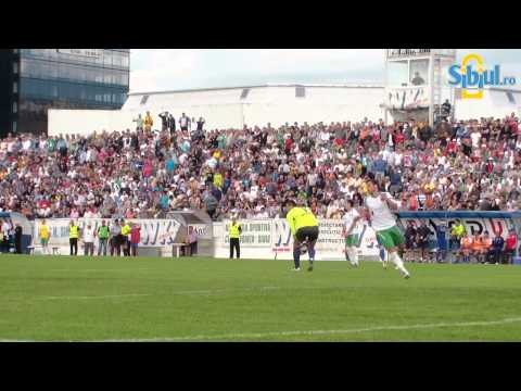 Fotbal: Vointa Sibiu - Sageata Navodari (2-0) / www.sibiul.ro