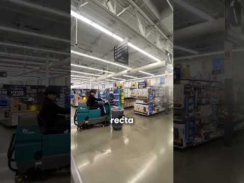 ¡No sabe si limpia o hace drift! 😂