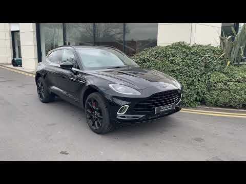 2021 (21) DBX in Onyx Black