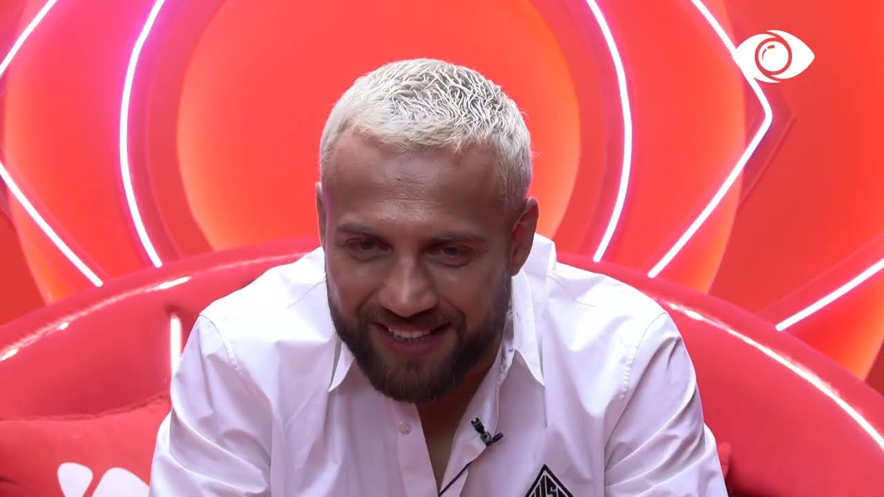 Përse qan çdo mëngjes? Luizi sqaron situatën: Ajo këngë më kujton babin