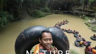 preview picture of video 'Cave tubing in Goa Pindul Gunung Kidul Yogyakarta'