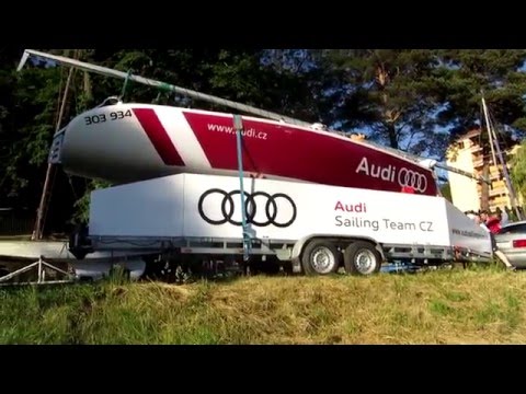 Majestic 24 R Carbon - Audi Sailing Team CZ - převoz