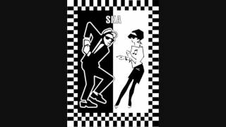 She&#39;s lovely - Big D And The Kids Table