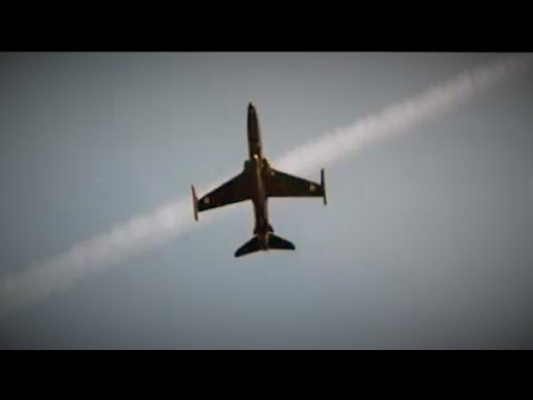 RAF Hawk T2 Training Flight over Bae Systems Warton Aerodrome Dec2016