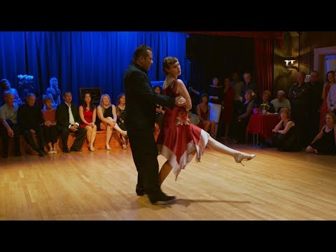 Querer - Performed by Eduardo Saucedo & Rose Vierling