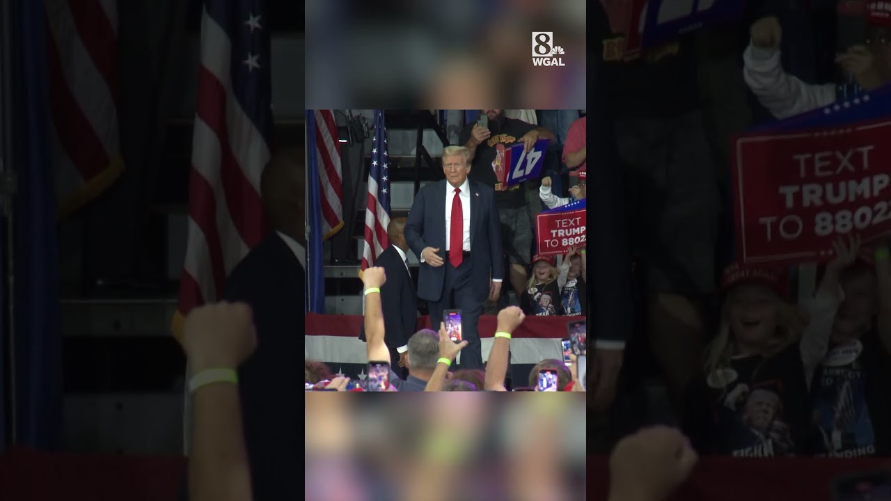 Crowd roars as Donald Trump enters Reading, PA, rally