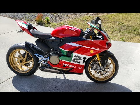 2022 Ducati Panigale V2 Troy Bayliss Edition with Marchesini M7RS Forged Aluminium wheels fitted!!!