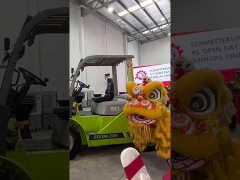Rent a Zoomlion Forklift today with Schmetterling Rental- efficiency and reliability in one