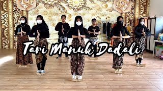 Download lagu Menarikan dan Menyanyikan Lagu Manuk Dadali mp3