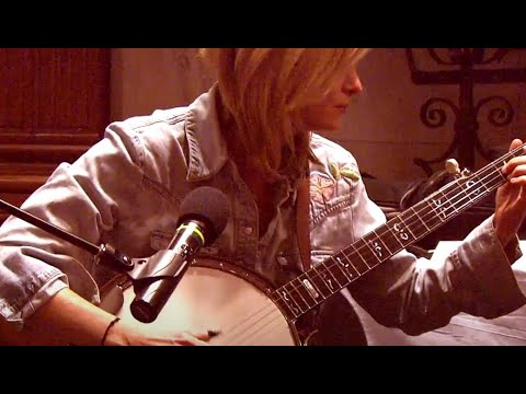 Sam Bush, Alison Brown and Bobby Hicks "Wheel Hoss" 2/6/10 Harvard University Cambridge, MA