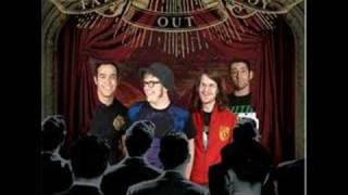 Fall Out Boy - Don&#39;t You Know Who I Think I Am? (Slide-show)