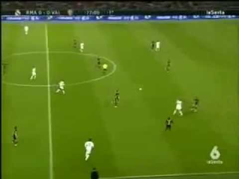 Gol de Van Nistelrooy vs Valencia 06/07 (ESP)