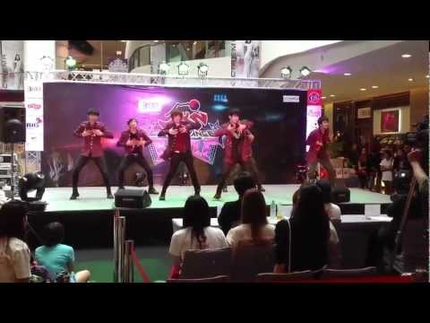 120804[clip2] DOMINO cover BOYFRIEND - JKN Cover Dance Battle 2012 (Audition Stage)