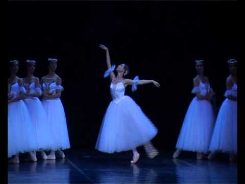 HNK Split.Ballet Giselle  Elena Nikolaeva & Andrej Kremz  (2 adagio) Act 2.avi