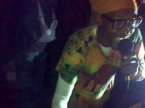 Spear n Shield Dubs playing Sta Sax - Dub the Amharic