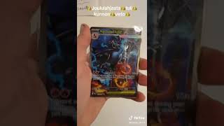 👑 Avattiin joululahja ja saatiin kunnon veto Mega Charizard x ex 🎁