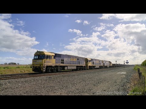 4PM4 Freight Train: Steel Wagons & Shipping Containers (16/10/2022)- PoathTV Australian Railways